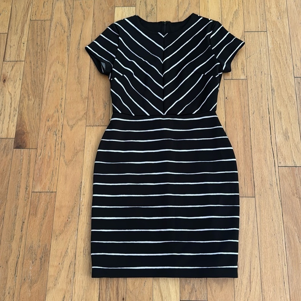 Banana Republic | Black & White Stripe Dress | Fitted | Petite size 4